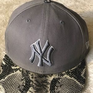 NY gray hat